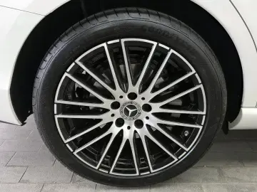 2025 Mercedes-Benz C-Класс с пробегом 2 013 км