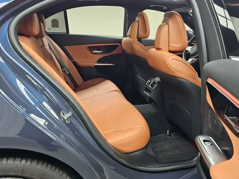 2025 Mercedes-Benz C-Класс с пробегом 8 192 км
