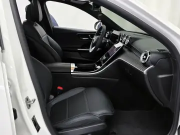 2025 Mercedes-Benz C-Класс с пробегом 2 013 км