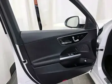 2025 Mercedes-Benz C-Класс с пробегом 2 013 км