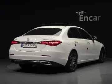 2023 Mercedes-Benz C-Класс с пробегом 16 585 км