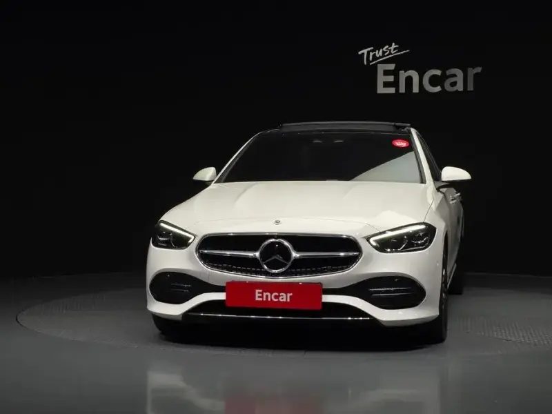 2023 Mercedes-Benz C-Класс с пробегом 16 585 км