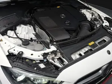 2023 Mercedes-Benz C-Класс с пробегом 16 585 км