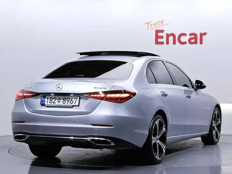 2023 Mercedes-Benz C-Класс с пробегом 33 438 км