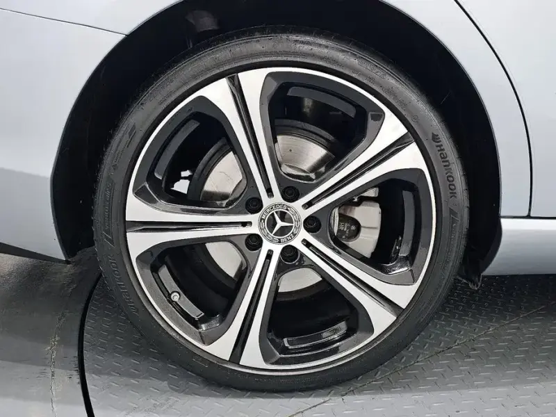 2023 Mercedes-Benz C-Класс с пробегом 33 438 км