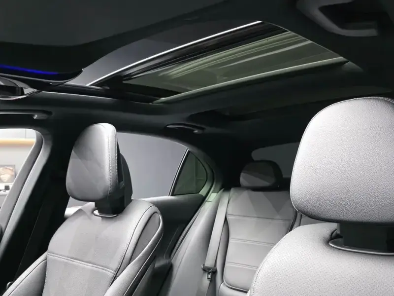 2023 Mercedes-Benz C-Класс с пробегом 16 585 км