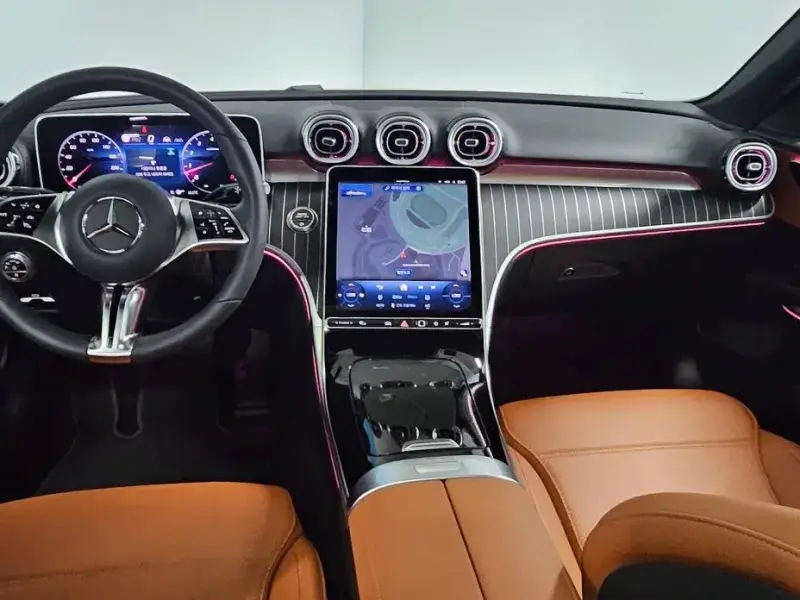 2025 Mercedes-Benz C-Класс с пробегом 7 435 км