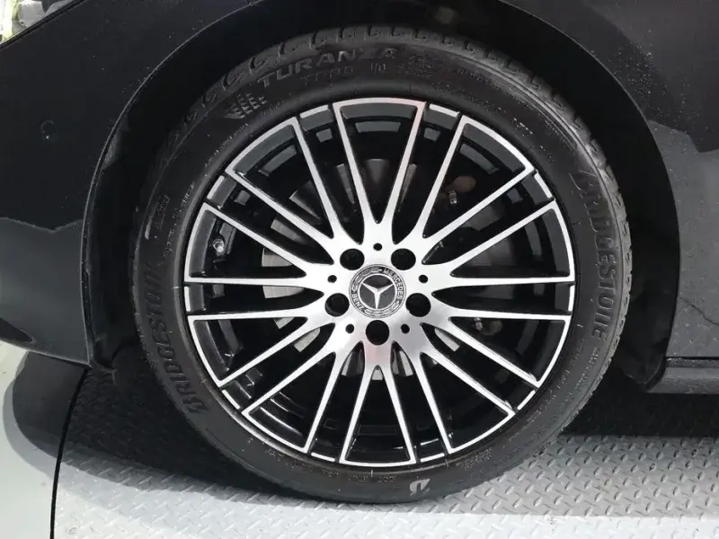 2024 Mercedes-Benz C-Класс с пробегом 32 100 км