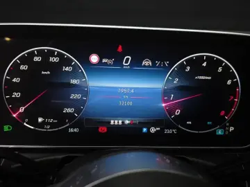 2024 Mercedes-Benz C-Класс с пробегом 32 100 км