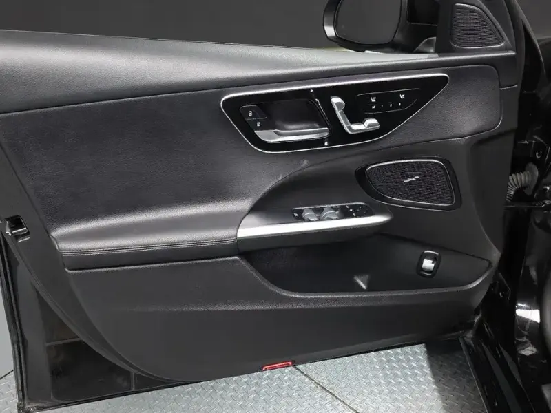 2024 Mercedes-Benz C-Класс с пробегом 32 100 км