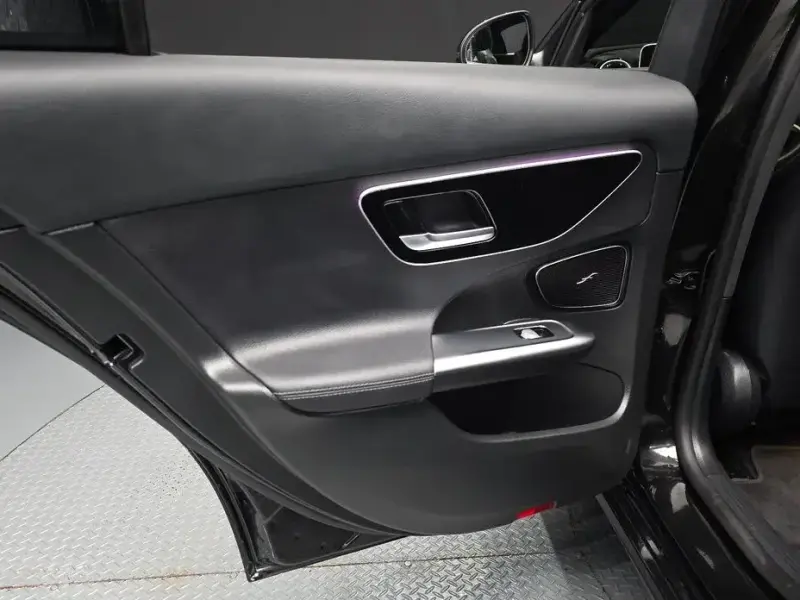 2024 Mercedes-Benz C-Класс с пробегом 32 100 км