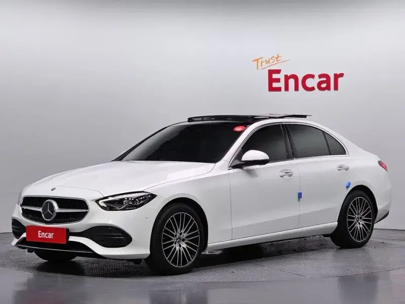 2025 Mercedes-Benz C-Класс с пробегом 2 406 км