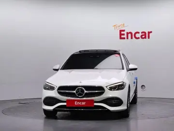 2025 Mercedes-Benz C-Класс с пробегом 2 406 км