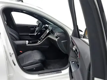 2025 Mercedes-Benz C-Класс с пробегом 2 406 км