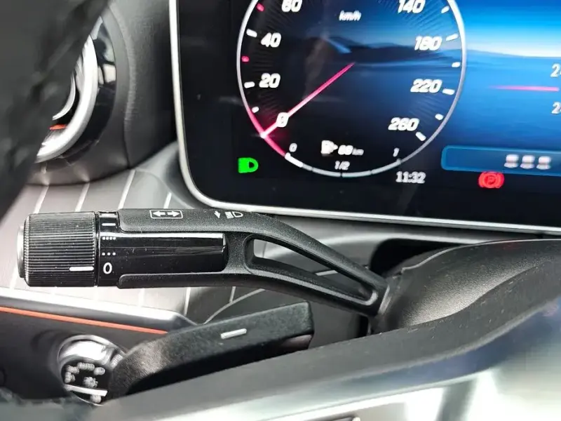 2025 Mercedes-Benz C-Класс с пробегом 2 406 км