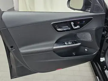 2025 Mercedes-Benz C-Класс с пробегом 9 088 км