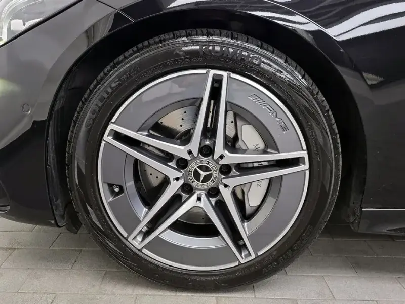 2024 Mercedes-Benz C-Класс с пробегом 17 107 км