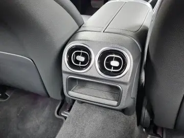 2025 Mercedes-Benz C-Класс с пробегом 9 088 км