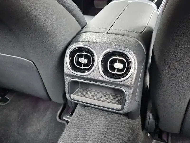 2025 Mercedes-Benz C-Класс с пробегом 9 088 км