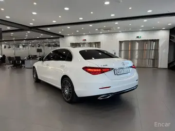 2024 Mercedes-Benz C-Класс с пробегом 21 475 км