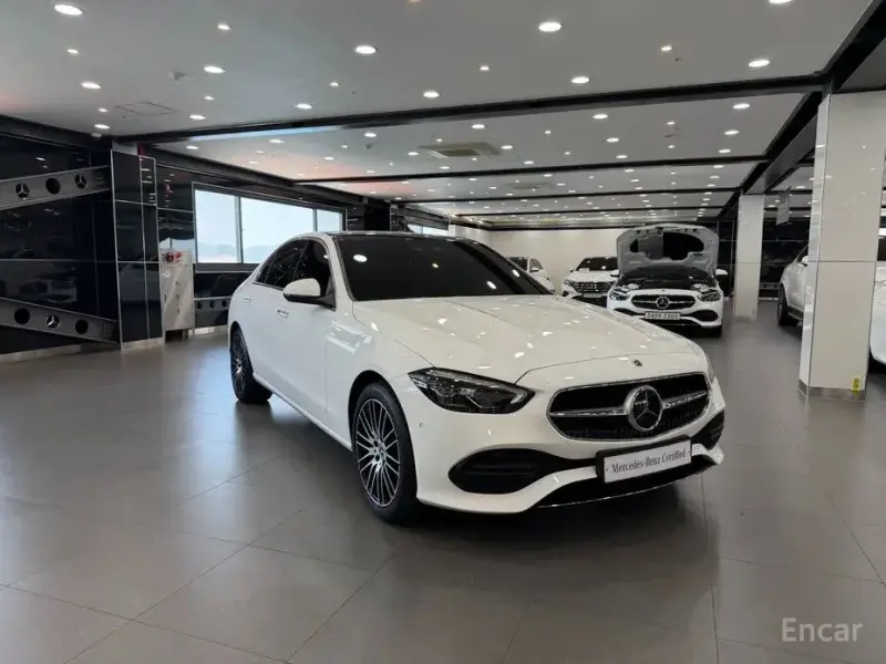 2024 Mercedes-Benz C-Класс с пробегом 12 617 км