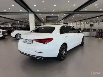 2024 Mercedes-Benz C-Класс с пробегом 12 617 км