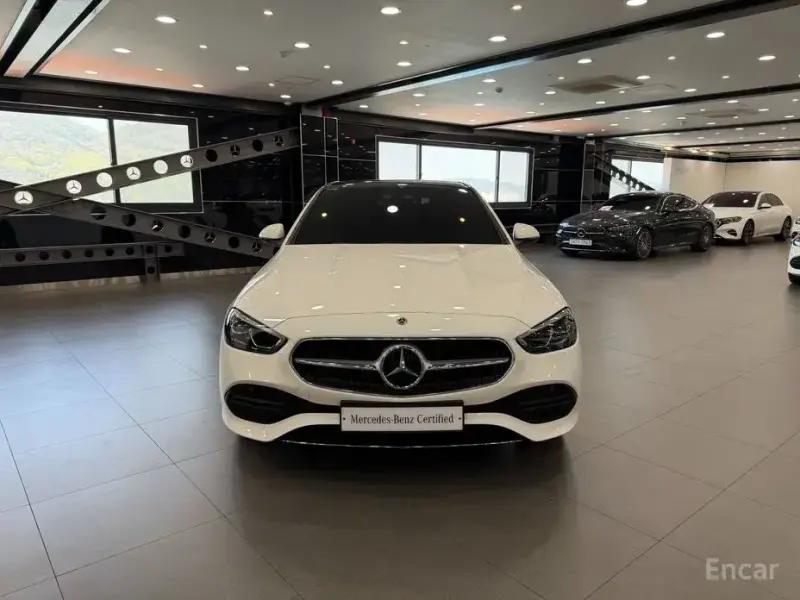 2024 Mercedes-Benz C-Класс с пробегом 12 617 км