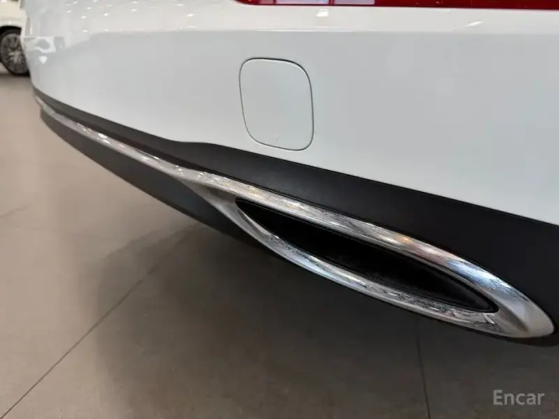 2024 Mercedes-Benz C-Класс с пробегом 12 617 км