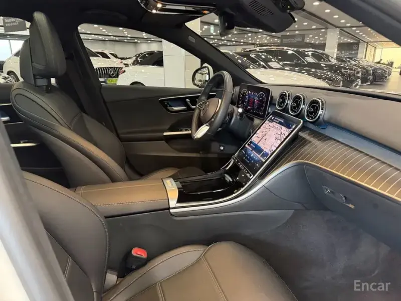 2024 Mercedes-Benz C-Класс с пробегом 12 617 км