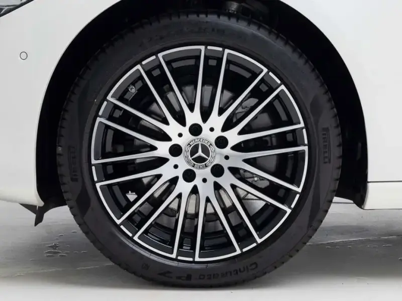 2025 Mercedes-Benz C-Класс с пробегом 1 901 км