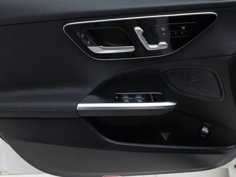 2025 Mercedes-Benz C-Класс с пробегом 1 901 км