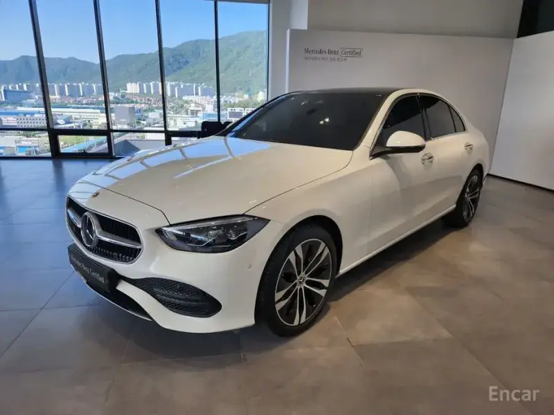 2025 Mercedes-Benz C-Класс с пробегом 18 187 км