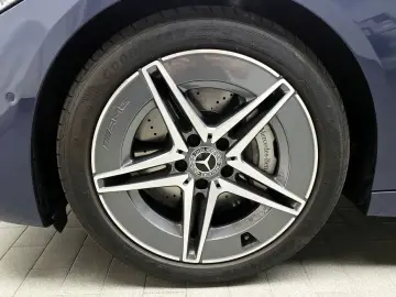 2025 Mercedes-Benz C-Класс с пробегом 4 302 км