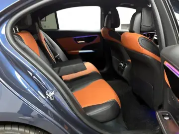 2025 Mercedes-Benz C-Класс с пробегом 4 302 км