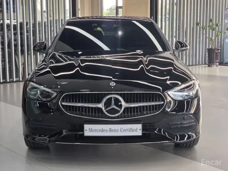 2024 Mercedes-Benz C-Класс с пробегом 12 506 км