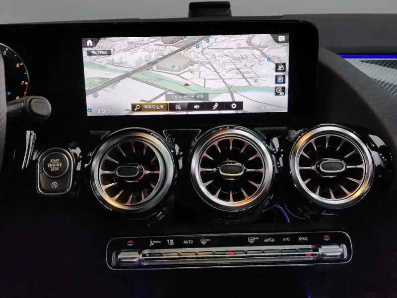 2022 Mercedes-Benz GLA с пробегом 32 220 км