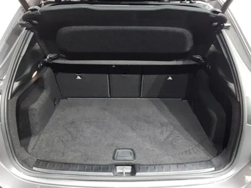 2022 Mercedes-Benz GLA с пробегом 32 220 км