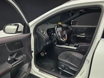 2022 Mercedes-Benz GLA с пробегом 20 582 км