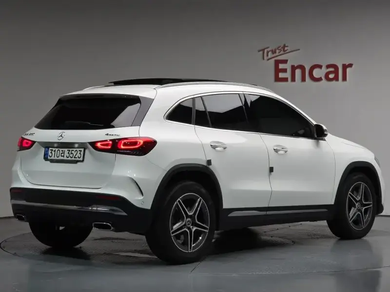 2020 Mercedes-Benz GLA с пробегом 27 747 км