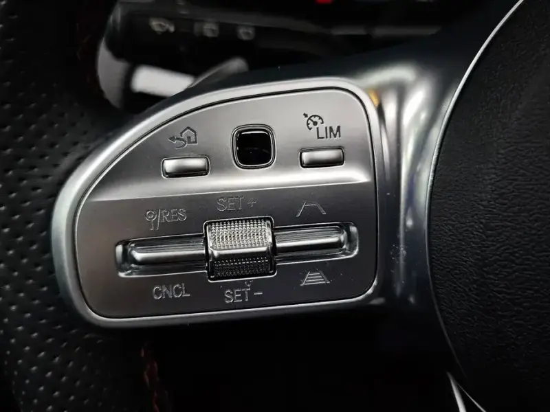 2020 Mercedes-Benz GLA с пробегом 32 421 км