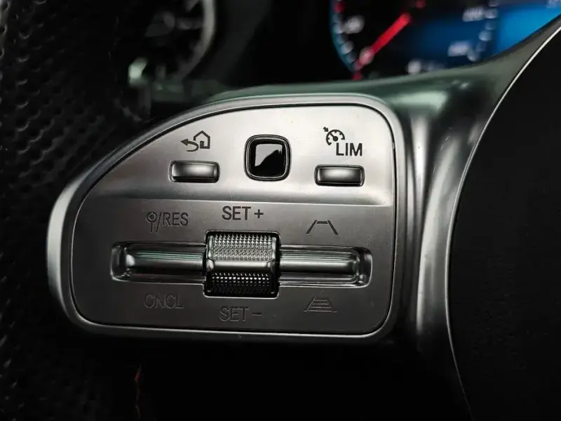 2022 Mercedes-Benz GLA с пробегом 37 761 км