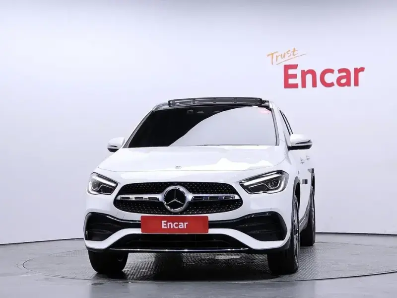 2022 Mercedes-Benz GLA с пробегом 14 385 км