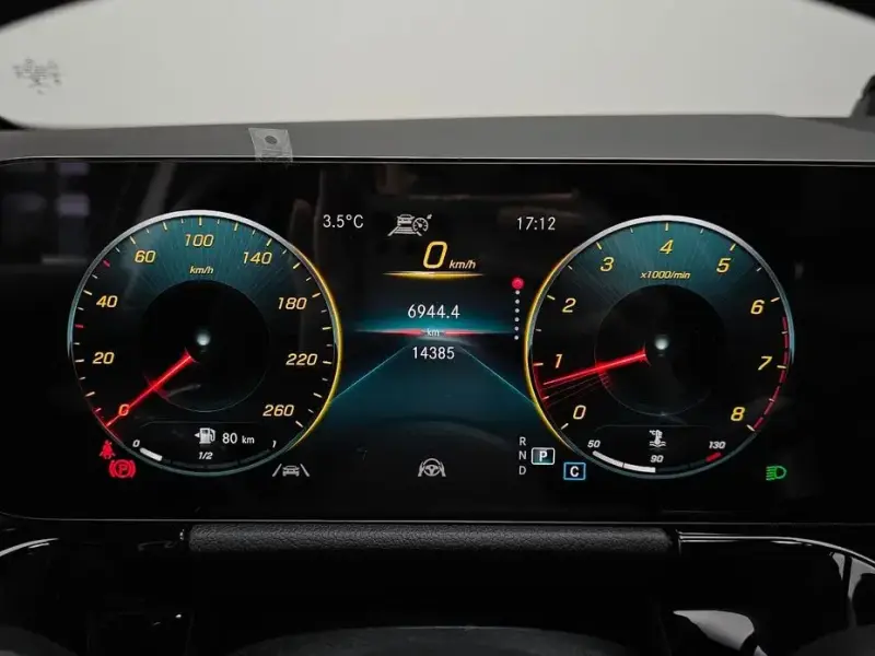 2022 Mercedes-Benz GLA с пробегом 14 385 км