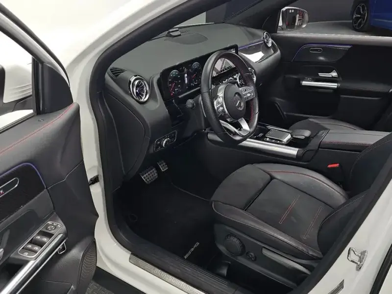 2022 Mercedes-Benz GLA с пробегом 14 385 км