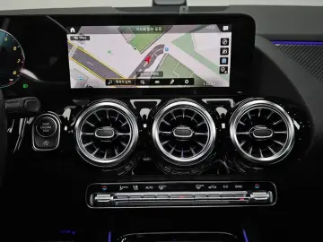 2022 Mercedes-Benz GLA с пробегом 14 385 км