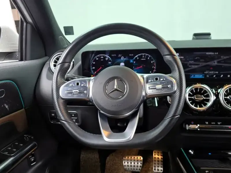 2021 Mercedes-Benz GLA с пробегом 38 140 км