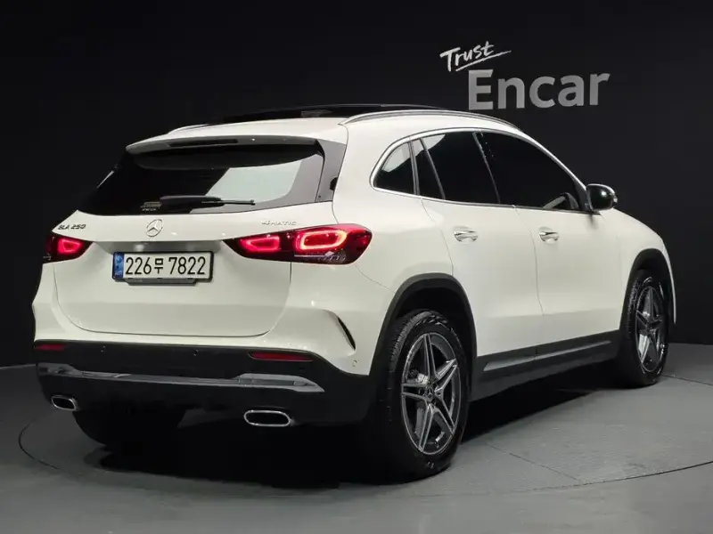 2021 Mercedes-Benz GLA с пробегом 48 071 км