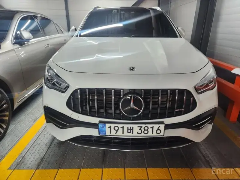 2023 Mercedes-Benz GLA с пробегом 40 010 км