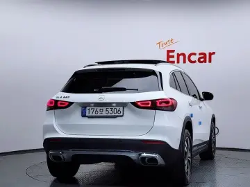 2021 Mercedes-Benz GLA с пробегом 48 833 км
