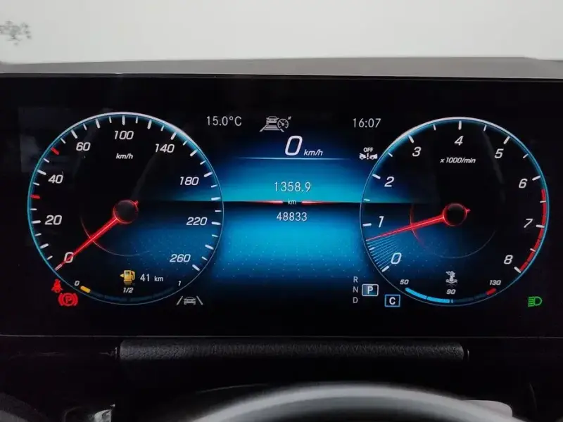 2021 Mercedes-Benz GLA с пробегом 48 833 км